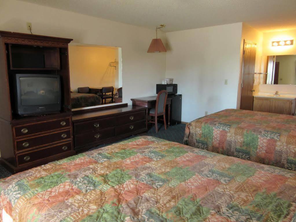 Western Holiday Motel Wichita Esterno foto