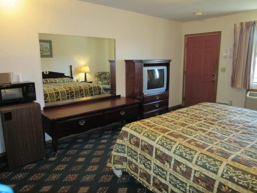 Western Holiday Motel Wichita Esterno foto